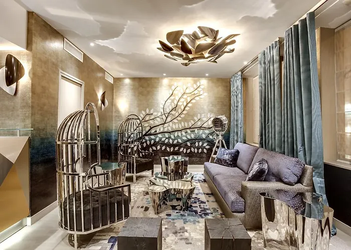 Hotel D'Amiens Paris